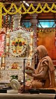 Shri Shiva Pujana by HH Swamiji; Picture courtesy Shri Jaikishan Kandlur