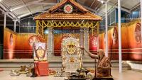 Shri Shiva Pujana by HH Swamiji; Picture courtesy Shri Jaikishan Kandlur