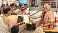 Teertha Vitarana; Picture courtesy Shri Jaikishan Kandlur