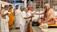 Teertha Vitarana; Picture Courtesy Shri Jaikishan Kandlur