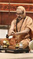 Shri Devi Pujana by HH Swamiji; Picture courtesy Shri Jaikishan Kandlur