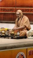 Shri Devi Pujana by HH Swamiji; Picture courtesy Shri Jaikishan Kandlur