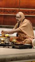 Shri Devi Pujana by HH Swamiji; Picture courtesy Shri Jaikishan Kandlur