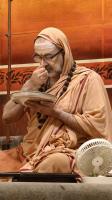 Shri Devi Pujana by HH Swamiji; Picture courtesy Shri Jaikishan Kandlur