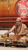 Shri Shiva Pujana by HH Swamiji; Picture Courtesy Shri Jaikishan Kandlur 