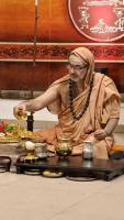 Shri Shiva Pujana by HH Swamiji; Picture Courtesy Shri Jaikishan Kandlur 