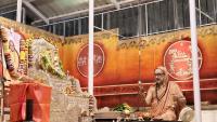 Shri Shiva Pujana by HH Swamiji; Picture Courtesy Shri Jaikishan Kandlur 