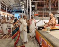 Tirtha Vitarana; Picture Courtesy Shri Jaikishan Kandlur 