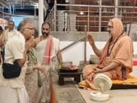 Teertha Vitarana; Picture Courtesy Shri Jaikishan Kandlur