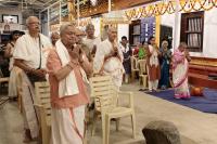 Shri Shiva Pujana by HH Swamiji; Picture Courtesy Shri Jaikishan Kandlur