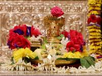 Shri Shiva Pujana by HH Swamiji; Picture Courtesy Shri Abhishek Pai