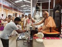 Teertha Vitarana; Picture Courtesy Shri Jaikishan Kandlur