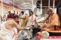 Teertha Vitarana; Picture Courtesy Shri Jaikishan Kandlur