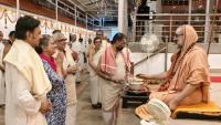 Teertha Vitarana; Picture Courtesy Shri Jaikishan Kandlur