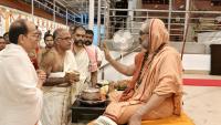 Teertha Vitarana; Picture Courtesy Shri Jaikishan Kandlur