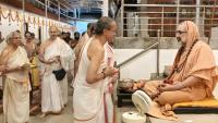 Teertha Vitarana; Picture Courtesy Shri Jaikishan Kandlur