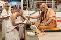 Teertha Vitarana; Picture Courtesy Shri Jaikishan Kandlur