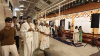 Shri Shiva Pujana by HH Swamiji; Picture Courtesy Shri Jaikishan Kandlur