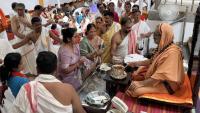 Teertha Vitarana; Picture Courtesy Shri Jaikishan Kandlur
