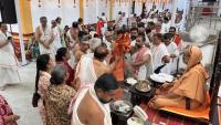 Teertha Vitarana; Picture Courtesy Shri Jaikishan Kandlur