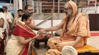Teertha Vitarana; Picture Courtesy Shri Jaikishan Kandlur