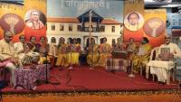 Sangeetika on HH Pandurangashram Swamiji by Parijnananand Bhajana Mandali, Goregaon; Picture Courtesy Shri Jaikishan Kandlur
