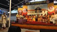 Sangeetika on HH Pandurangashram Swamiji by Parijnananand Bhajana Mandali, Goregaon; Picture Courtesy Shri Jaikishan Kandlur