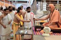 Teertha Vitarana and Shri Guru Paduka Pujana; Picture Courtesy Shri Sadashiv Bana