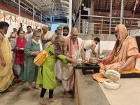 Teertha Vitarana; Picture Courtesy Shri Jaikishan Kandlur