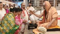 Teertha Vitarana; Picture Courtesy Shri Jaikishan Kandlur