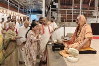 Teertha Vitarana; Picture Courtesy Shri Jaikishan Kandlur