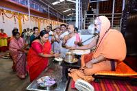 Teertha Vitarana; Picture Courtesy Shri Sadashiv Bana