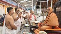 Teertha Vitarana; Picture Courtesy Shri Jaikishan Kandlur