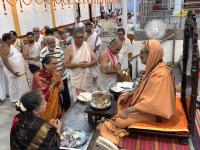 Teertha Vitarana; Picture Courtesy Shri Jaikishan Kandlur