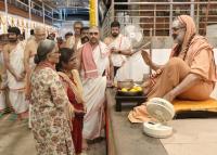 Teertha Vitarana; Picture Courtesy Shri Jaikishan Kandlur