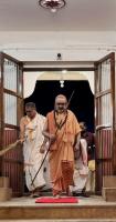 Aagamana of Shri Bhavanishankar and HH Swamiji for Shri Devi Pujana; Picture Courtesy Shri Jaikishan Kandlur