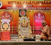 Shri Devi Pujana by HH Swamiji; Picture Courtesy Shri Jaikishan Kandlur