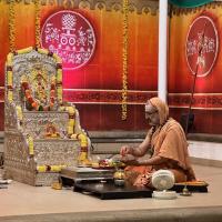 Shri Devi Pujana by HH Swamiji; Picture Courtesy Shri Jaikishan Kandlur