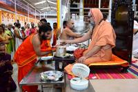 Memento distribution; Picture Courtesy Shri Sadashiv Bana