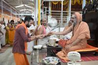 Memento distribution; Picture Courtesy Shri Praveen Vittal