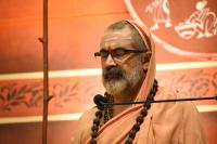 Shri Devi Pujana by HH Swamiji; Picture Courtesy Shri Abhinav Kalla