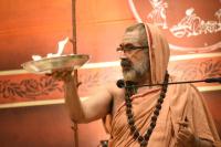 Shri Devi Pujana by HH Swamiji; Picture Courtesy Shri Abhinav Kalla