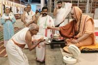 Teertha Vitarana; Picture Courtesy Shri Jaikishan Kandlur