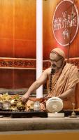 Shri Shiva Pujana by HH Swamiji; Picture Courtesy Shri Jaikishan Kandlur