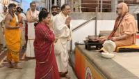 Teertha Vitarana; Picture Courtesy Shri Jaikishan Kandlur