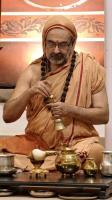 Shri Shiva Pujana by HH Swamiji; Picture Courtesy Shri Jaikishan Kandlur