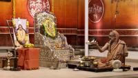 Shri Shiva Pujana by HH Swamiji; Picture Courtesy Shri Jaikishan Kandlur