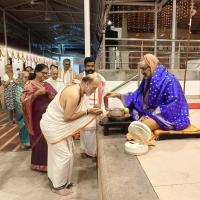 Teertha Vitarana; Picture Courtesy Shri Jaikishan Kandlur
