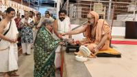 Teertha Vitarana; Picture Courtesy Shri Jaikishan Kandlur