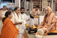 Teertha Vitarana; Picture Courtesy Shri Jaikishan Kandlur